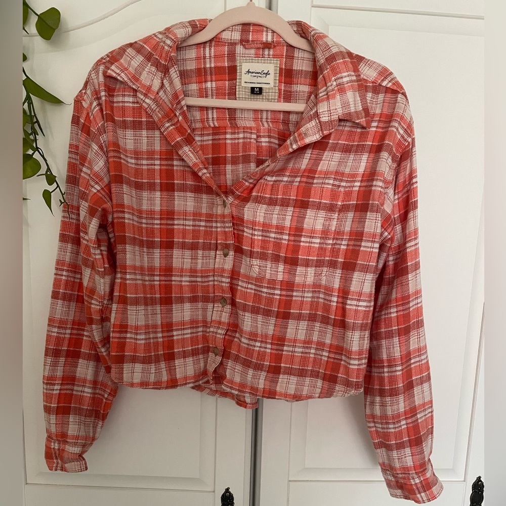 Cropped flannel with distressed sleeves